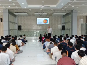 Siswa Spemdalas Belajar Falsafah Shalat di Kammil