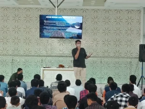 Akhlak Berbicara dengan Orangtua dan Guru dalam Kammil Spemdalas