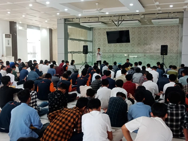 Kammil Spemdalas Bahas Syawal Momen Hijrah