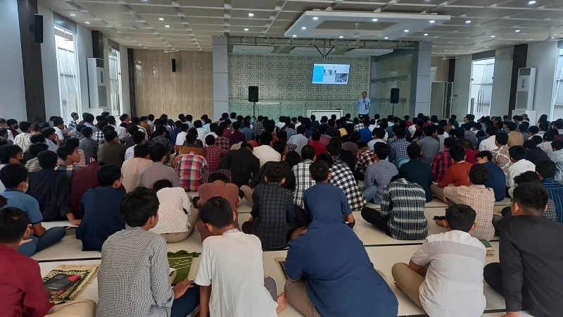 Kajian Kammil Spemdalas: Jadi Dokter atau Naik Haji?