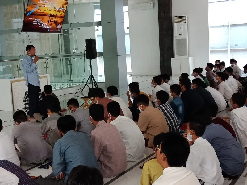 Berteman sampai Surga di Kajian Muslim Spemdalas