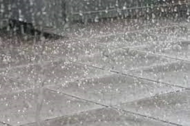 Fenomena Hujan Es di Bojonegoro