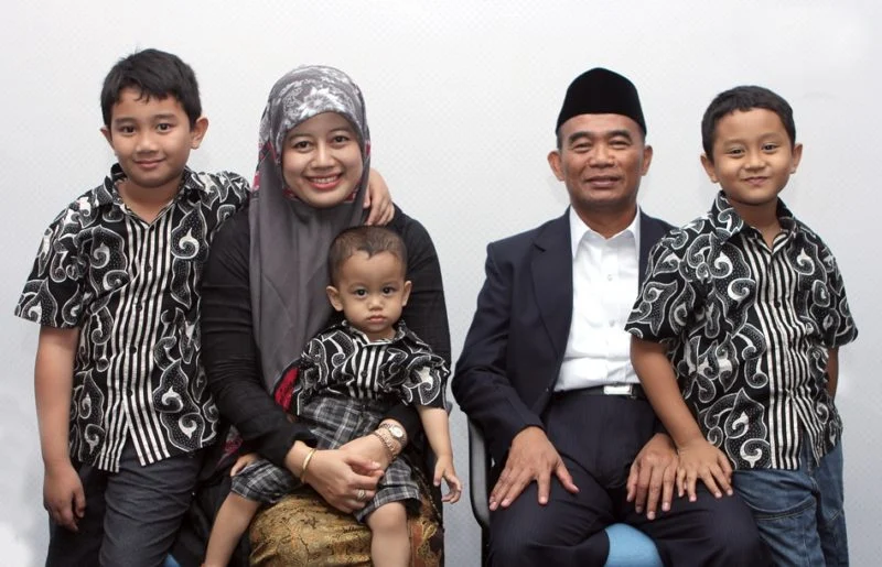 Dituding Sektarian, Ternyata Mendikbud sudah Lama Praktikkan Sikap Multikultural