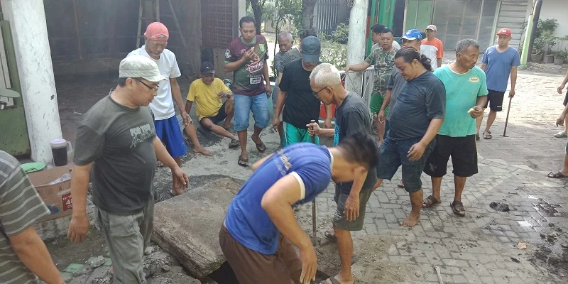 Guyupnya Warga Jatikalang Kerja Bakti Cegah Banjir
