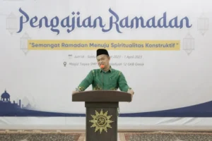 Tiga Cara Memandang Manusia agar Tetap Tawadhu