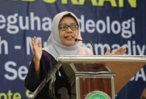 Siti Noordjannah, Ketum Aisyiyah, Raih Doktor Ekonomi Bahas Al Maun