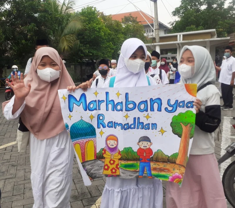 SD Mugeb Gelar Pawai Sambut Bulan Ramadhan