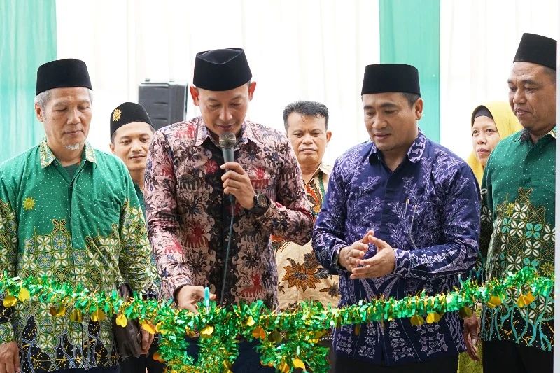 Wakil Bupati Sampang Hadiri Milad Muhammadiyah dan Resmikan Klinik