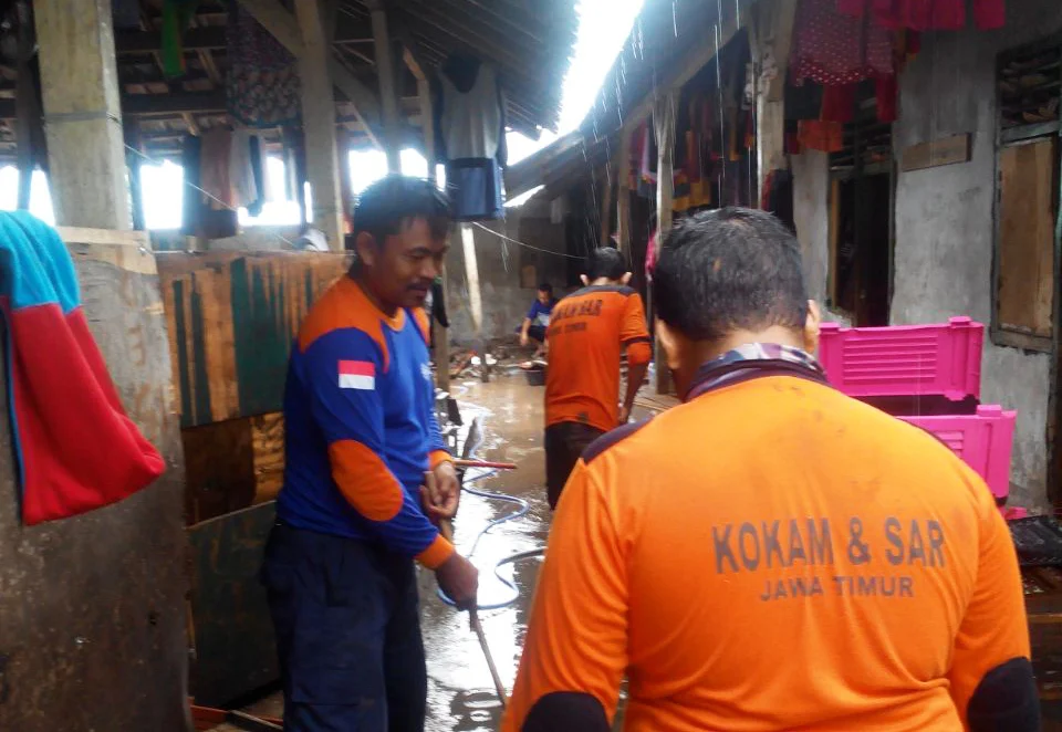 Kehadiran KOKAM Jatim di Bima: Membantu Pascabanjir tanpa Merepotkan Tuan Rumah