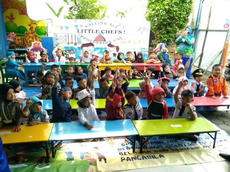 Jadi Koki Pizza sambil Mewarnai