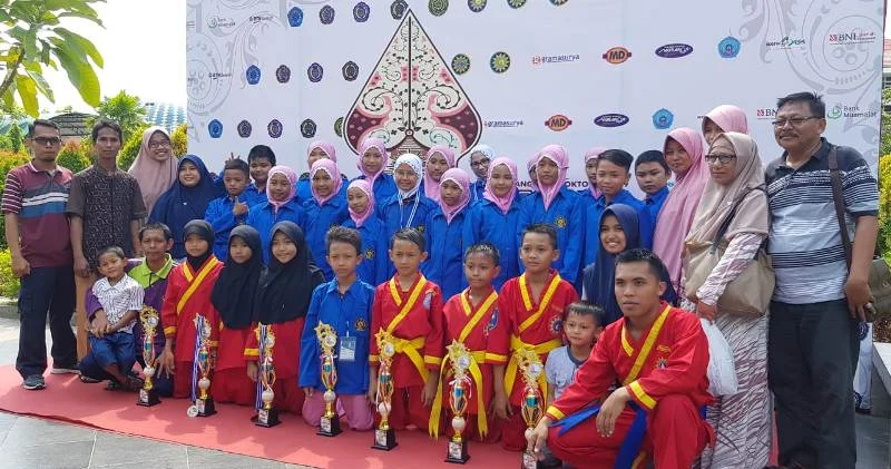 Sabet 7 Medali Olympicad, Kontingen MIM Ini Pulang dengan Riang