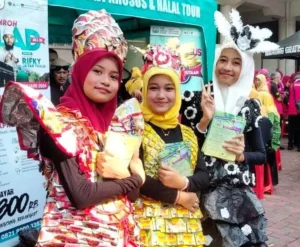 Kostum Unik Kreasi SD Mutu Jadi Perhatian di Tabligh Akbar