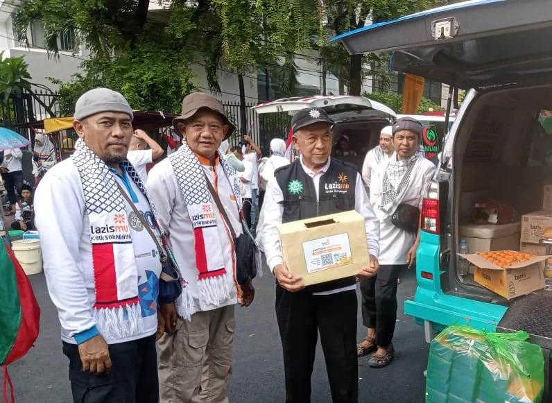 Aksi Bela Palestina di Depan Grahadi Kumpulkan Dana Rp 221 Juta