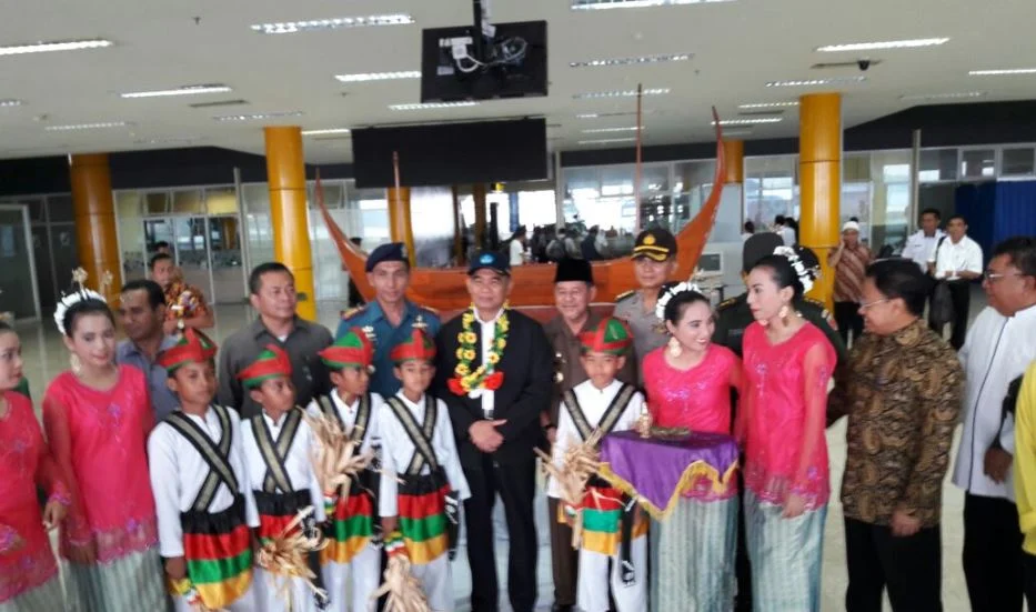 Resmikan SLB dan SMK di Daerah Terluar, Mendikbud Dorong Penguatan SDM