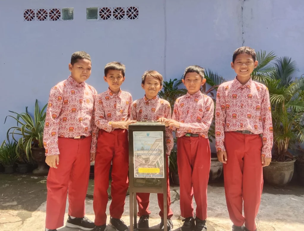 MIM 1 Sukodadi Galang Dana untuk Bencana Cianjur