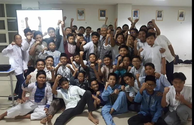 Inilah Generasi Milenial Sebenarnya: Cerdas, Religius, dan Bebas Narkoba