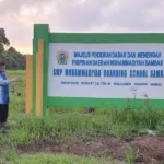 Rektor UAD Masuk Pedalaman Kalimantan Tinjau Sekolah Binaan
