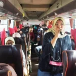 Lagu Pecah Seribu Membuat Bus Itu Bergoyang