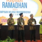 Jaga Tradisi Literasi: Muhammadiyah Jatim Launching 4 Buku di Kajian Ramadhan 1438