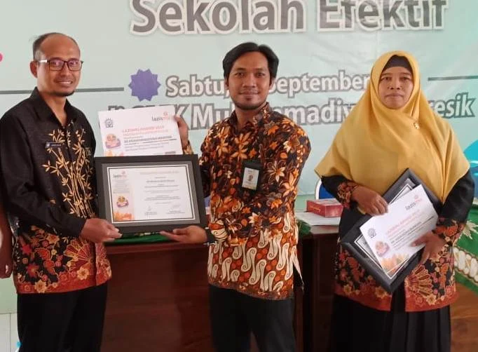 Galang Program Filantropis Cilik, Dua Kepala Sekolah Ini Dapat Penghargaan