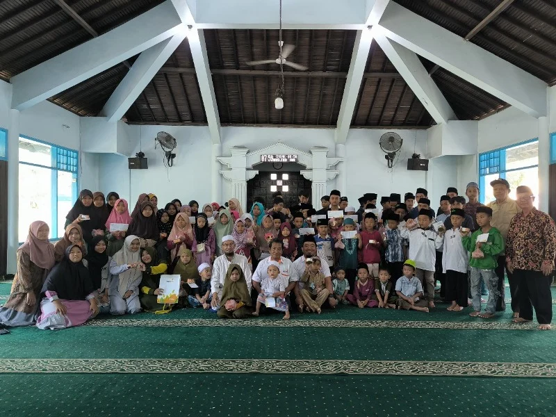 Anak Yatim Klakah Terima Santunan dari Lazismu