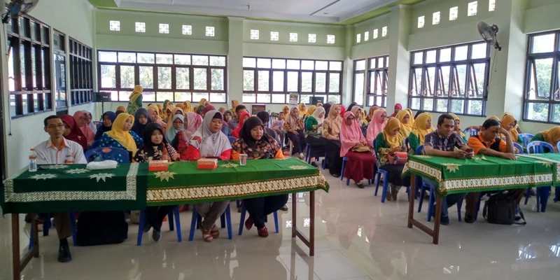 Lazismu Madiun Beri Tunjangan 81 Guru TK ABA