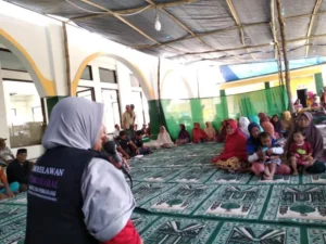Tim Psikososial Umsida Ajarkan Relaksasi dan Terapi pada Korban Gempa untuk Hilangkan Rasa Cemas