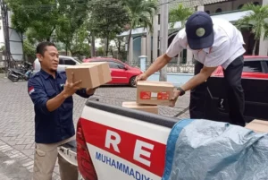 Tim Lazismu Jatim Kirim Logistik ke Bencana Semeru, Galang Dana Rp 221 Juta