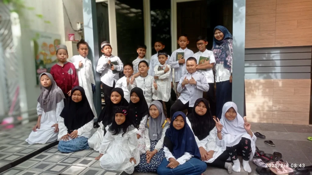 Menilik Meriahnya Al-Quran Day di SD Muhammadiyah 2 GKB Gresik