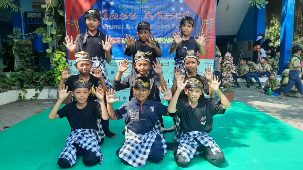 SD Muwri Gelar Class Meet Art and Literature Fest