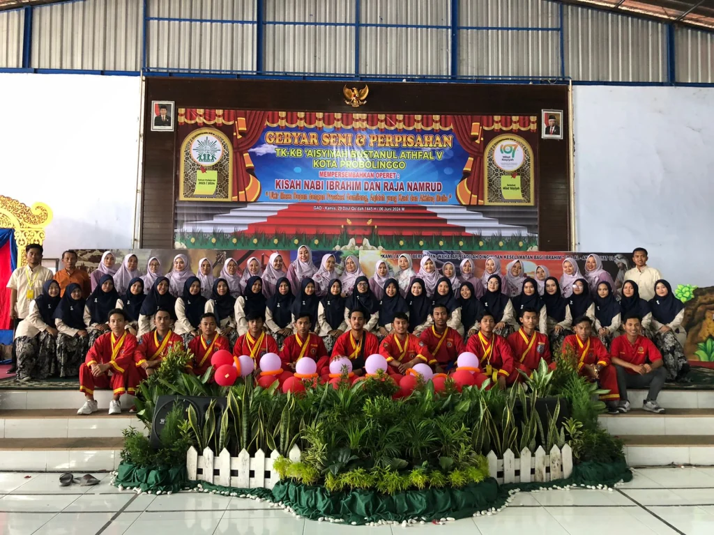 Kemilau Puncak Gebyar Seni dan Perpisahan TK-KB ABA V Kota Probolinggo