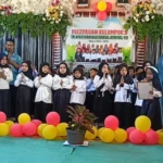 Tangis Haru Warnai Pelepasan Siswa B TK ABA VII Genteng