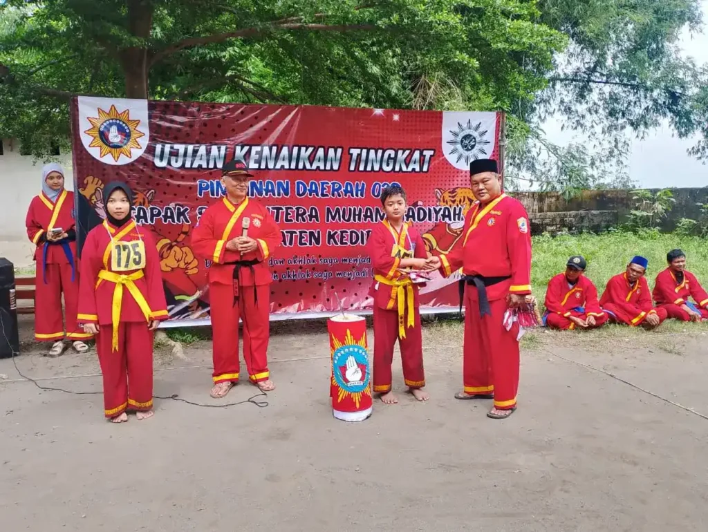 108 Siswa Tapak Suci Ikuti UKT Pimda Kabupaten Kediri