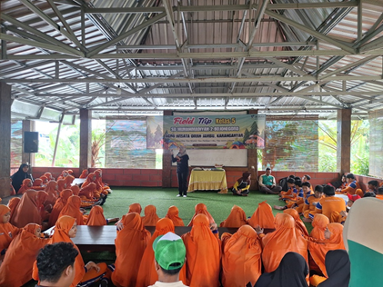 Menengok Pengalaman Siswa Kelas 5 SD Muhammadiyah 2 Bojonegoro di Agrowisata Omah Jambu Kemuning