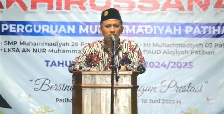 Momen Haru Akhirussanah: Ketua PRM Patihan Ungkap Keikhlasan Para Guru dan Alumni