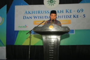 Pesan Ali Muthohirin kepada Lulusan SMP Muhammadiyah 1 Babat