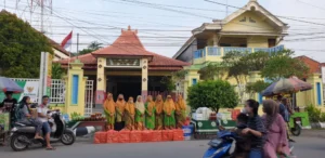 Semarak Ramadhan: Pimpinan Cabang Aisyiyah Modo Bagikan 260 Paket Berbuka