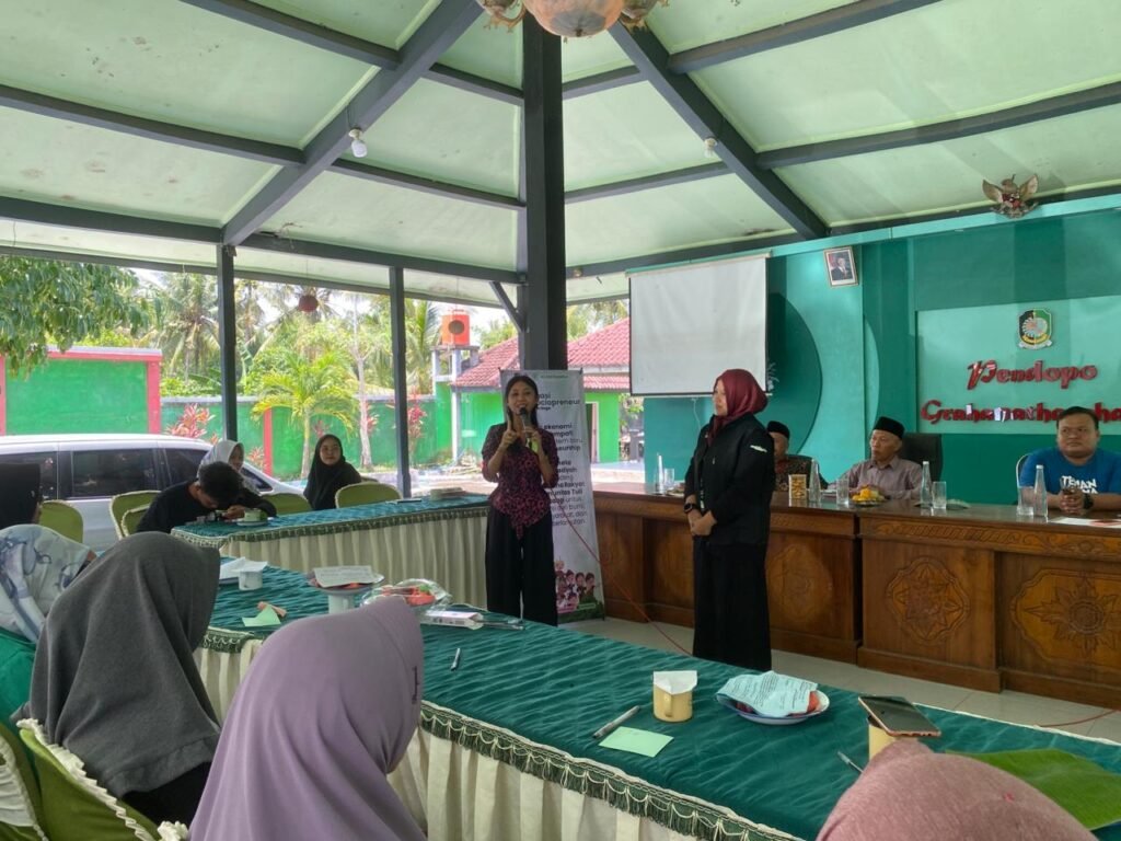 Eco Bhinneka Muhammadiyah Hidupkan Wirausaha Hijau dan Inklusif di Desa Temurejo