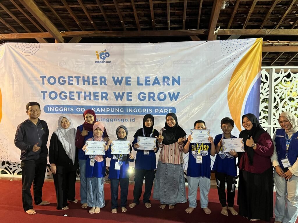 Lima Siswa SD Mumtaz Raih Predikat Best Student di Kampung Inggris Pare