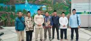 Semangat MPKS PDM Surabaya Gelar Field Trip ke Pabrik Pembersih Lantai