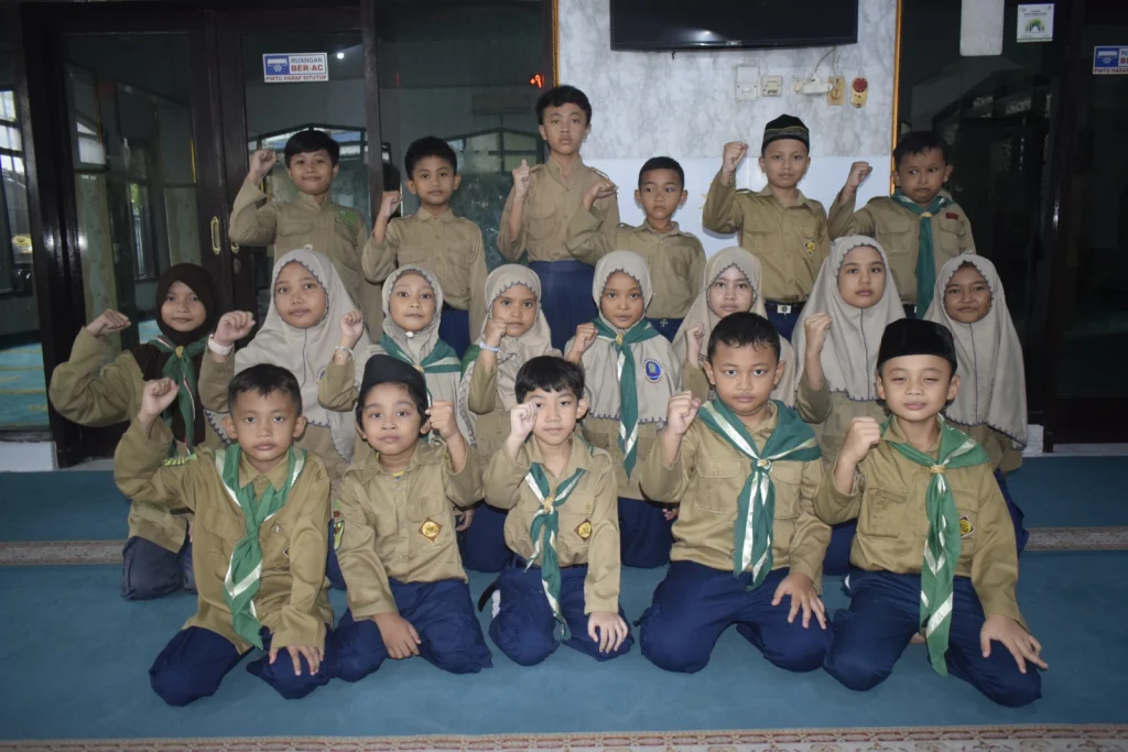 Sekolah Karakter SD Muhammadiyah 24 Surabaya Kembali Torehkan Prestasi di Ajang SOMC 2025