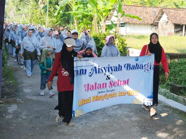 Bergerak Bersama, Hidup Sehat Terwujud: Jalan Sehat Aisyiyah Kedungpring