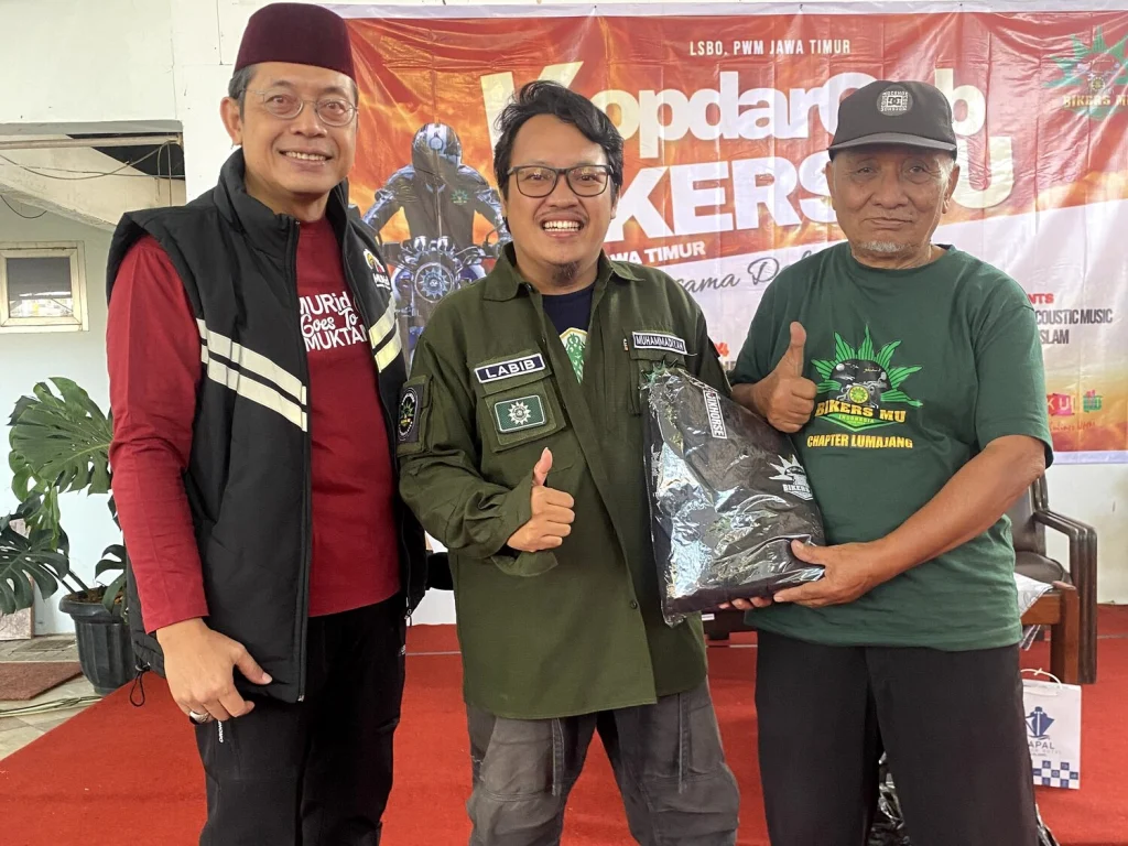 Mbah Pardi, Rider 74 Tahun Taklukkan Lereng Semeru Menuju Kopdargab BIKERSMU Korwil Jatim