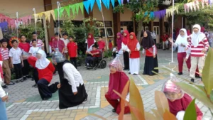 SD Muhtar Meriahkan Hari Kemerdekaan dengan Lomba Agustusan