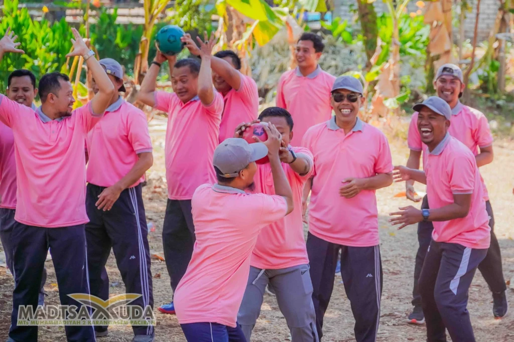 Menengok Keseruan Guru Madtsamuda dalam Memperingati HUT Ke-79 RI
