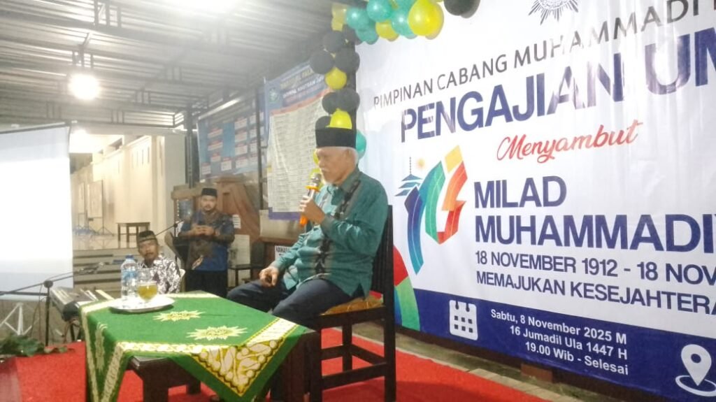 Sambut Milad Ke-113 Muhammadiyah, PCM Genteng Gelar Pengajian Umum