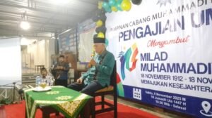Sambut Milad Ke-113 Muhammadiyah, PCM Genteng Gelar Pengajian Umum
