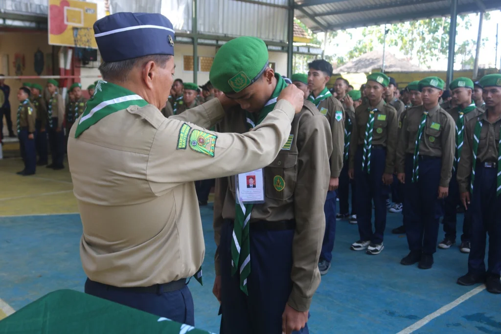 Opening Ceremony Fortasi: Siswa Baru SMK Models Serukan Deklarasi Tolak Judol dan Pinjol