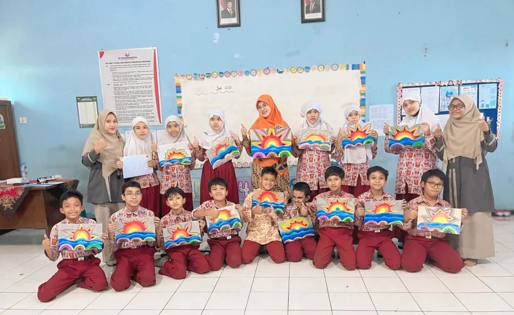 SD Mugres Gelar Parents Day, Para Murid Belajar Menggambar bersama Orang Tua