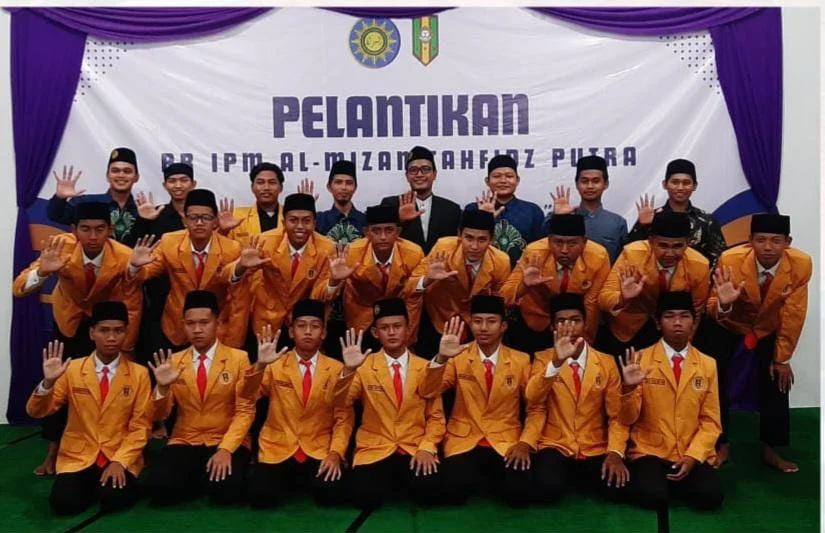 Gelar Pelantikan Perdana, Generasi Baru Hadirkan Inspirasi bagi IPM Al Mizan Tahfidz Putra